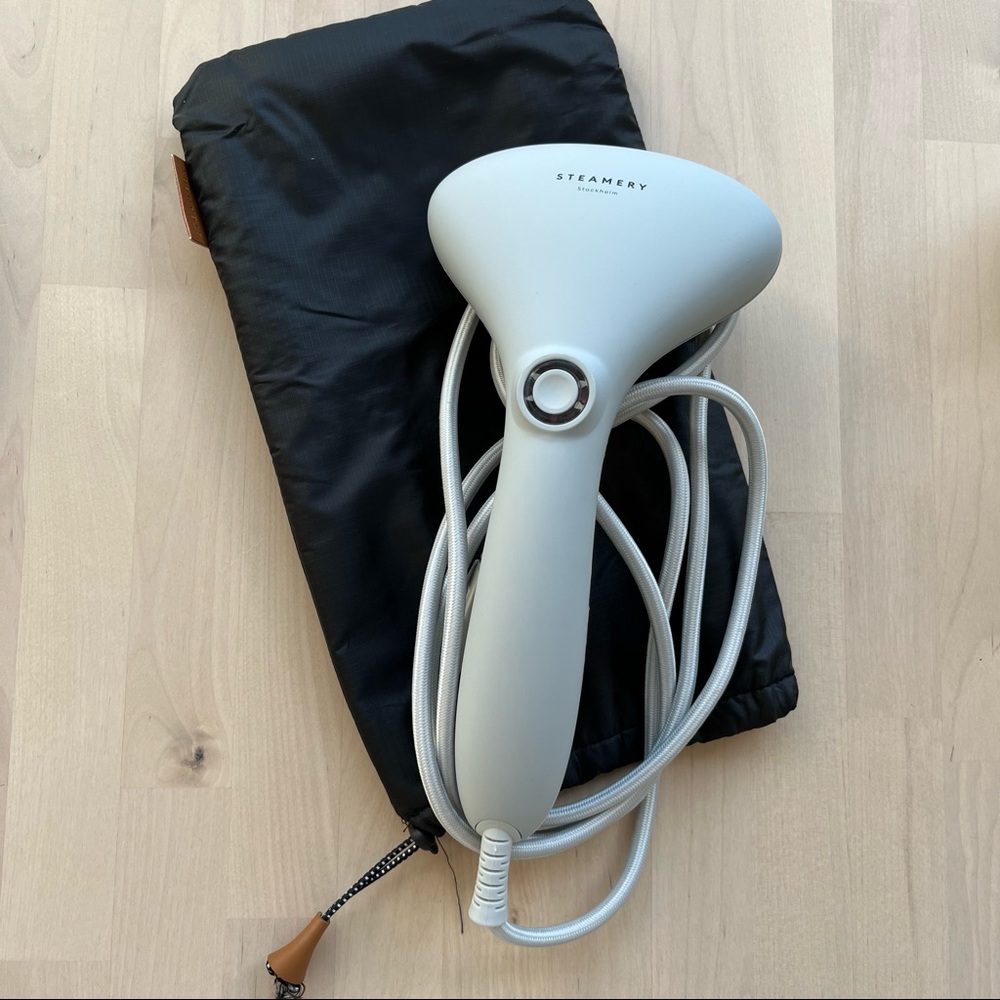 Steamery Cirrus 2 Steamer in Grey